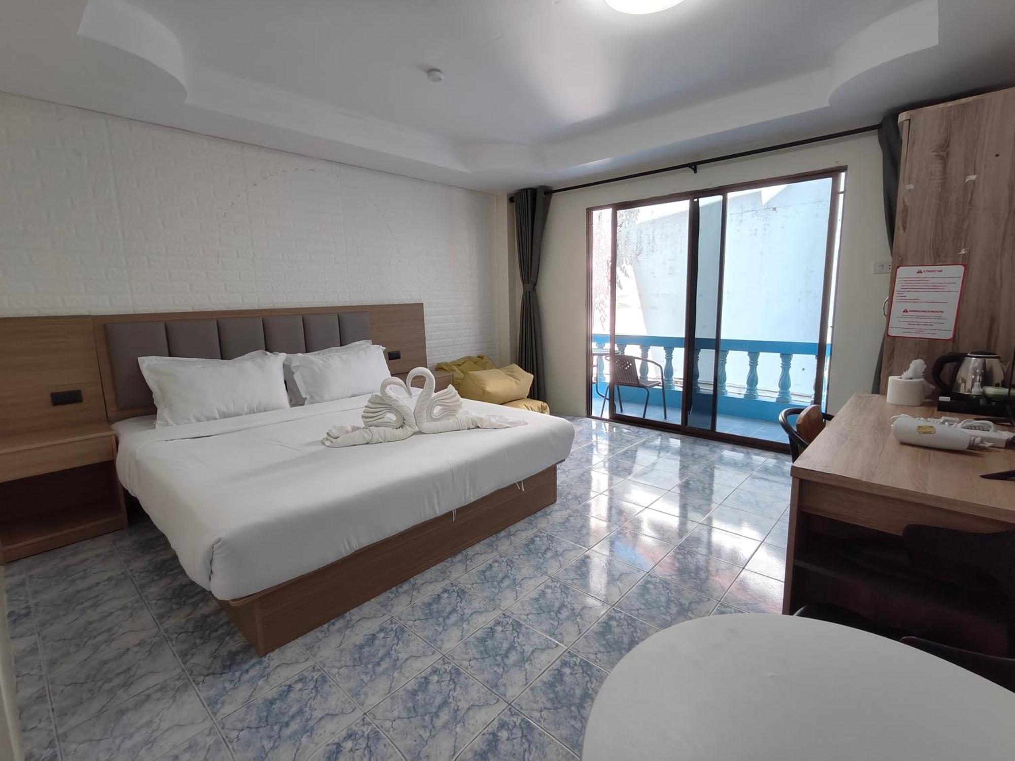 Baankasemsuk Resort 般咔 深宿 Patong Dış mekan fotoğraf