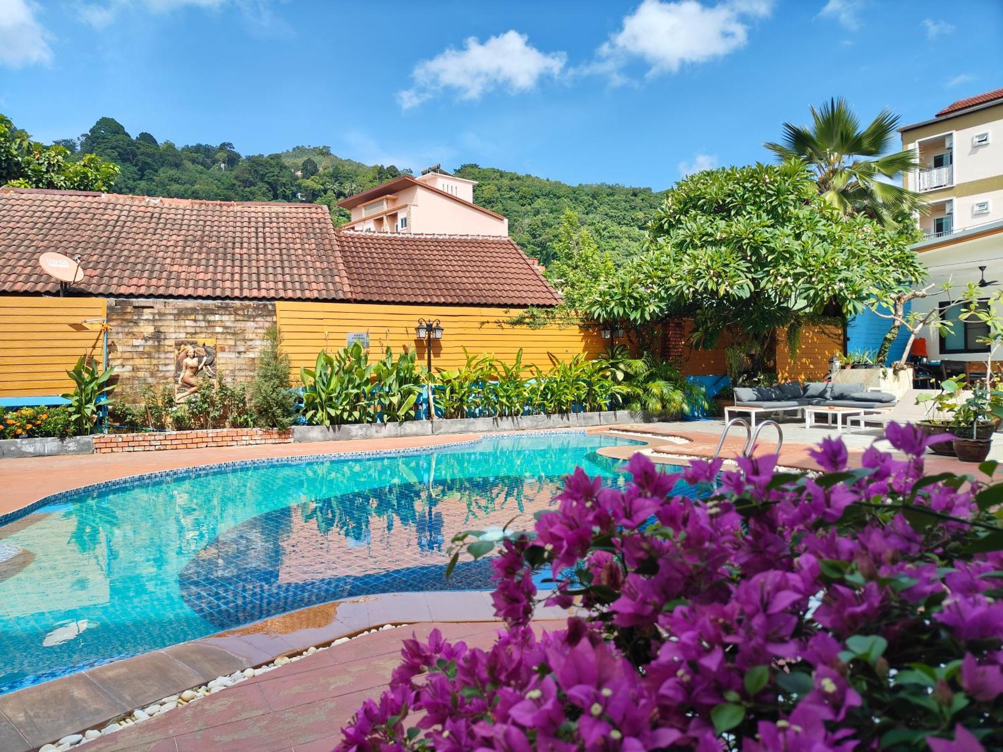 Baankasemsuk Resort 般咔 深宿 Patong Dış mekan fotoğraf
