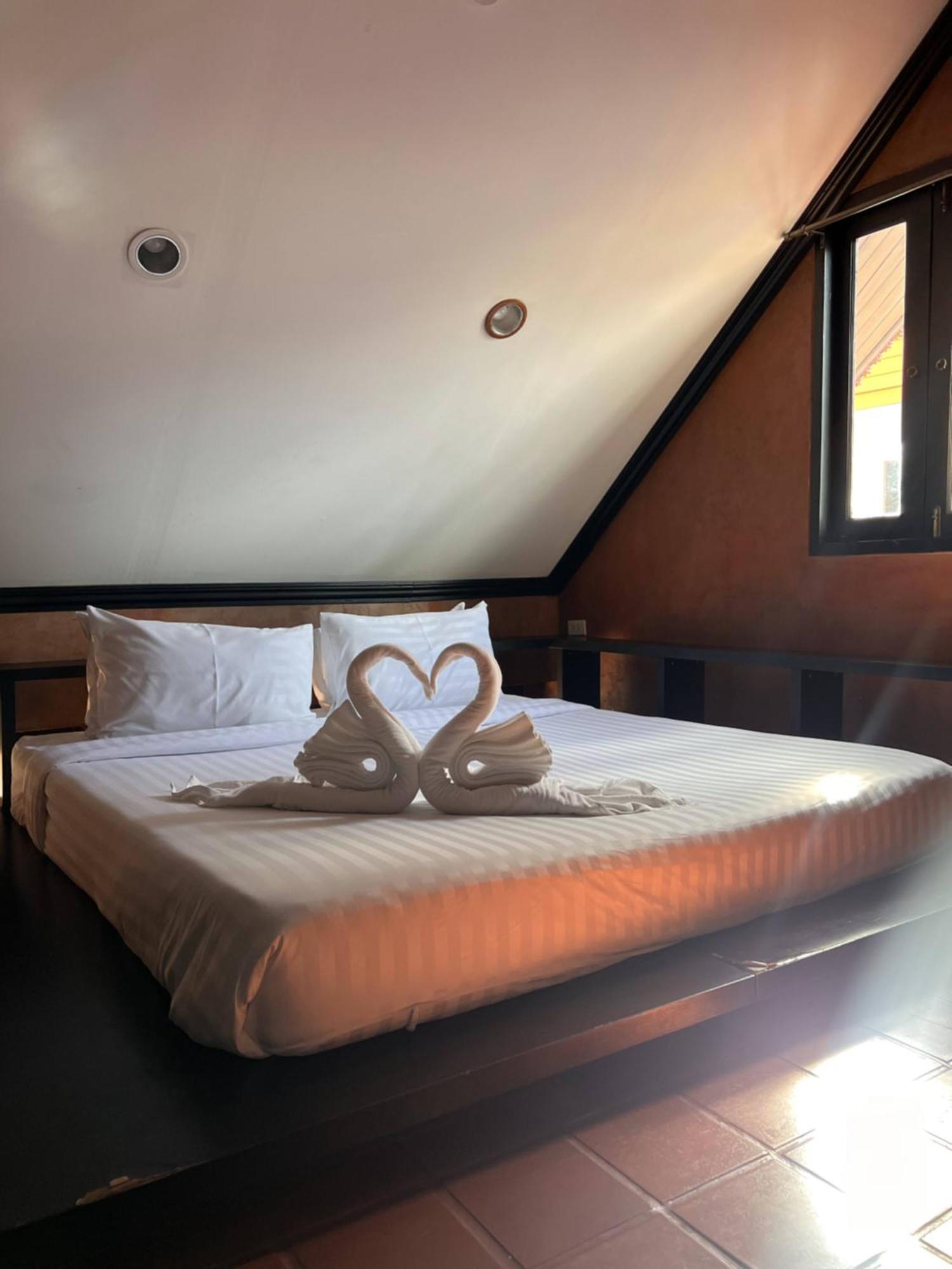 Baankasemsuk Resort 般咔 深宿 Patong Dış mekan fotoğraf