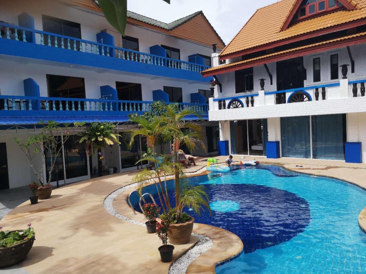 Baankasemsuk Resort 般咔 深宿 Patong Dış mekan fotoğraf
